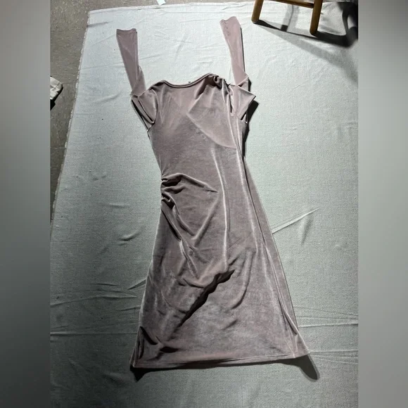 Aritzia Wilfred Free Klum Blush Pink Velvet Faux Wrap Longsleeve Dress large - Picture 7 of 15